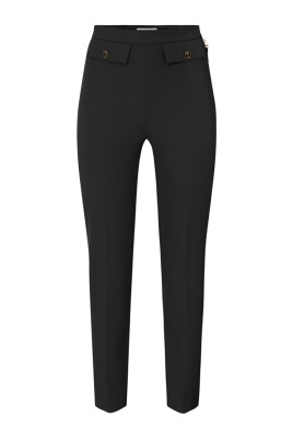 pantalon-noir-avec-style