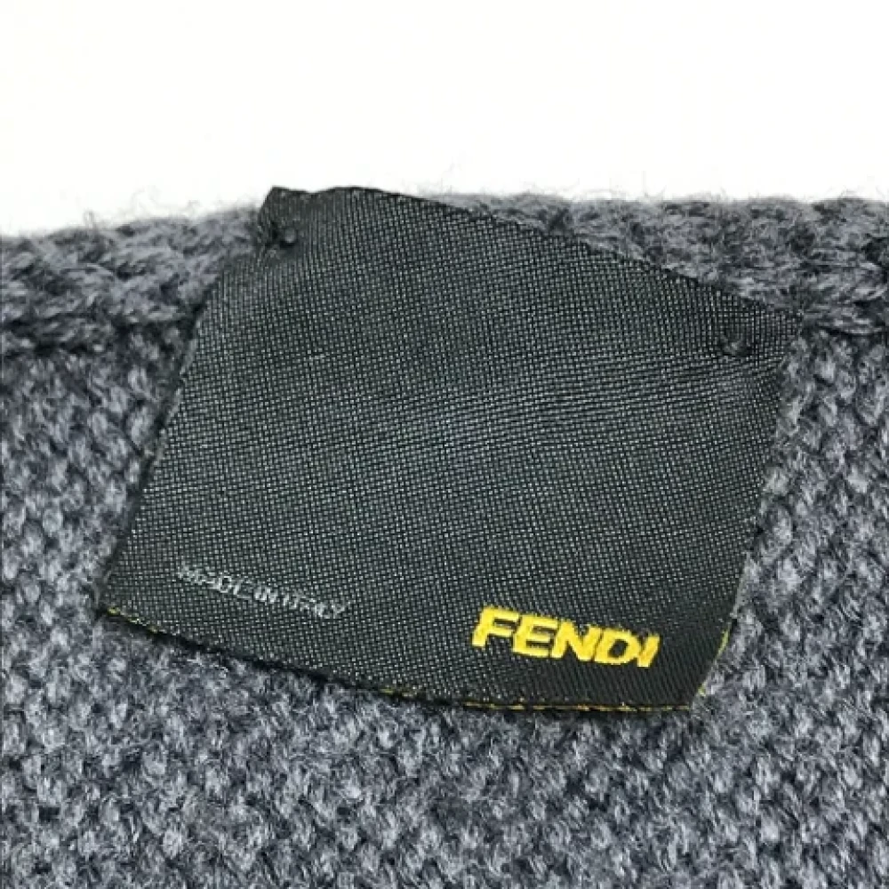 Fendi Vintage Pre-owned Wool scarves Gray Dames