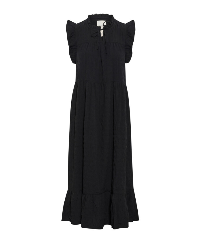 robe-noire-a-volants