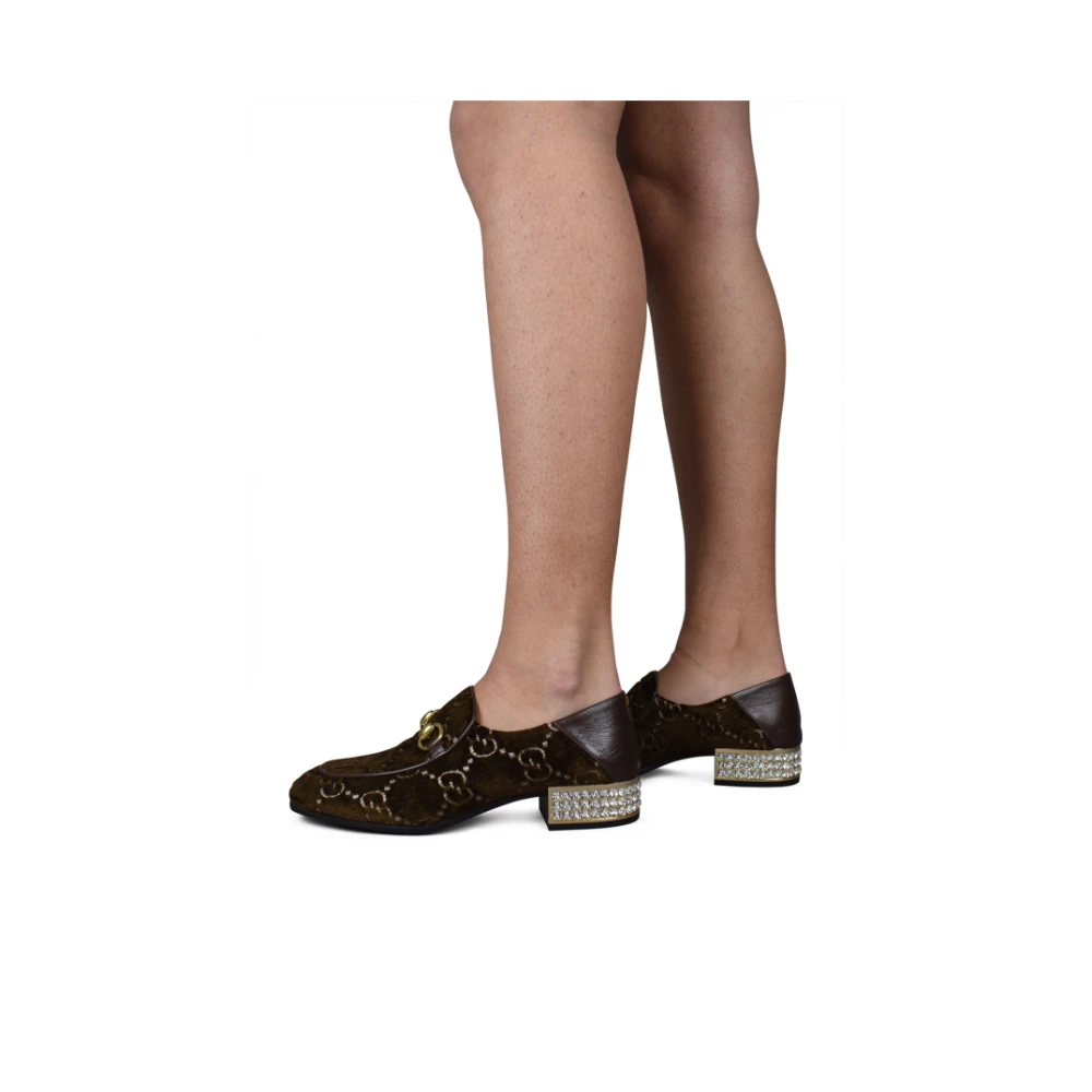 Gucci Quentin loafers met kristalversiering Brown Dames Schoenen