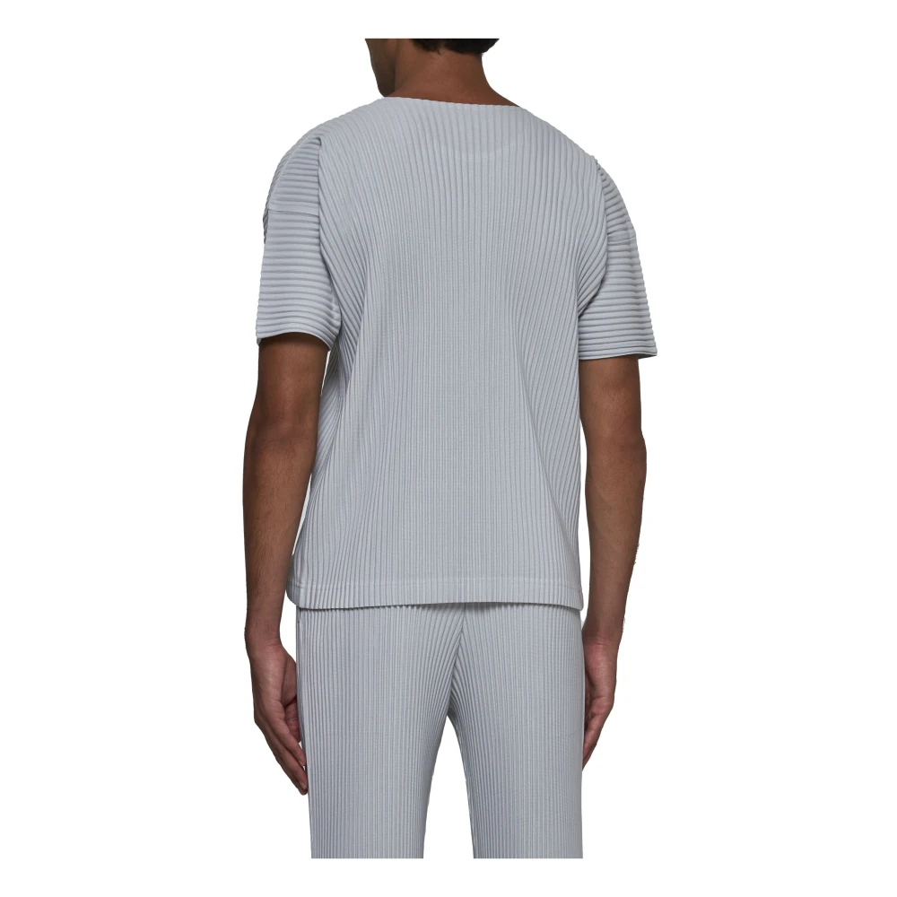 Issey Miyake Geplooide T-shirts en Polo's Grijs Gray Heren