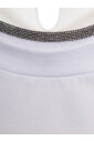 t-shirt-blanc-avec-col-rond