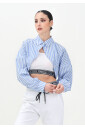 chemise-bleue-a-rayures-avec-top-integre