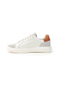 sneakers-en-cuir-avec-daim-texture