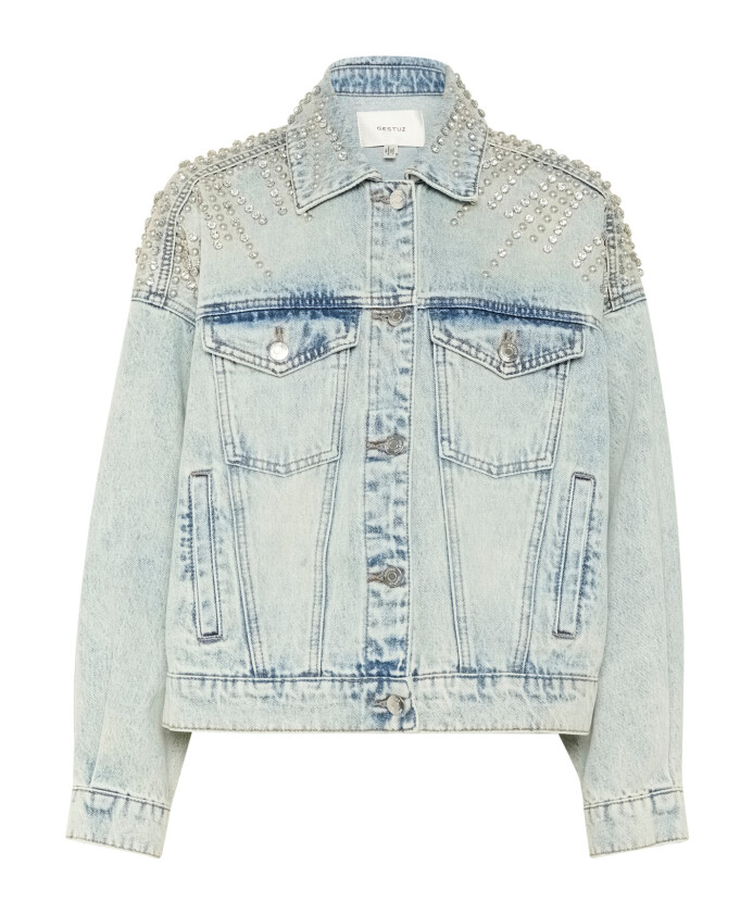 veste-en-jean-avec-details-perles
