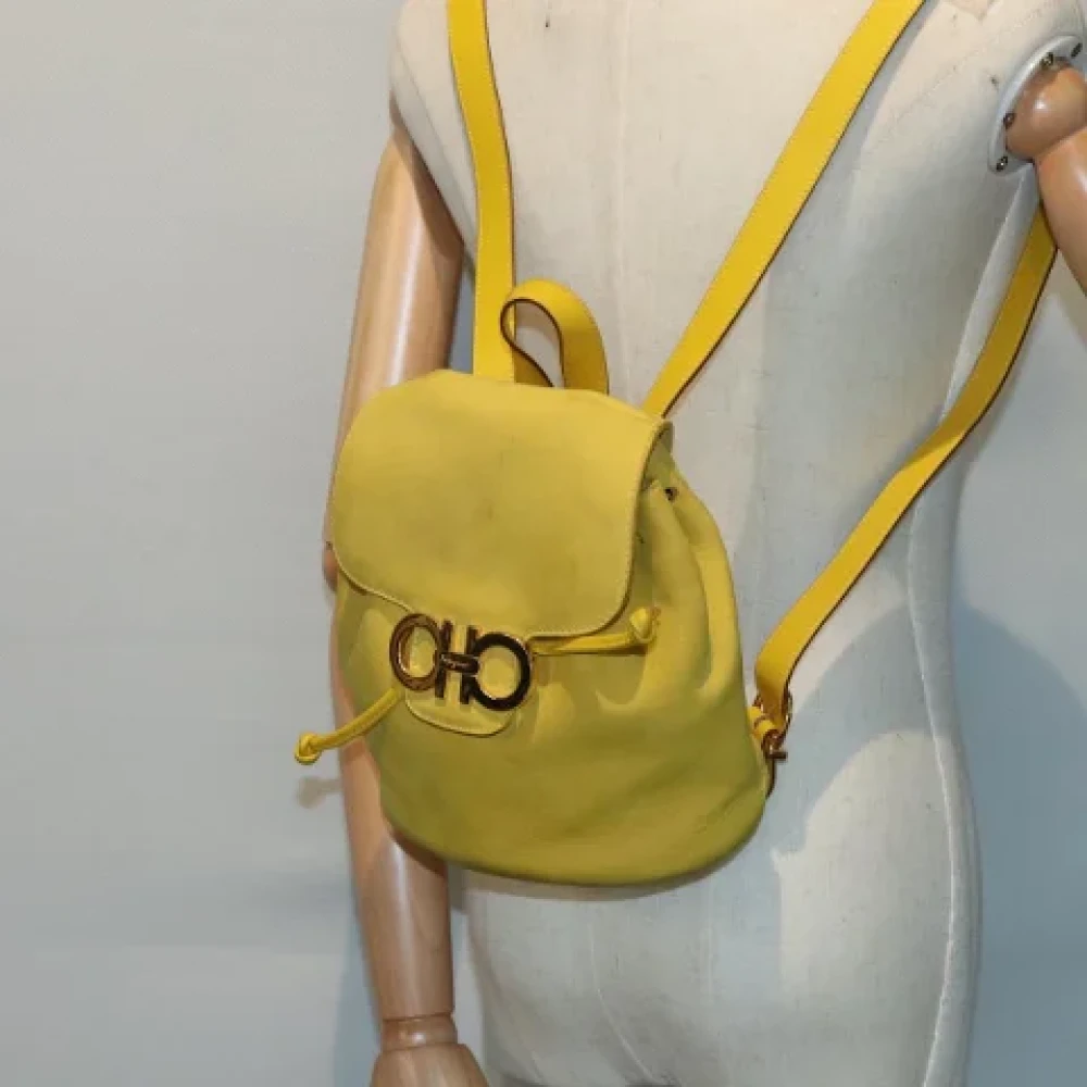 Salvatore Ferragamo Pre-owned Suede backpacks Yellow Dames