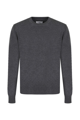 gra-cashmere-troja-med-signatur-logo