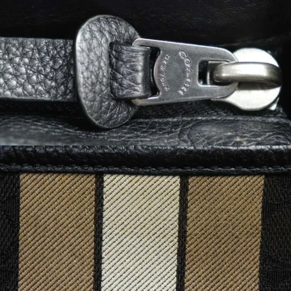 Coach Pre-owned Canvas crossbody-bags Black Dames