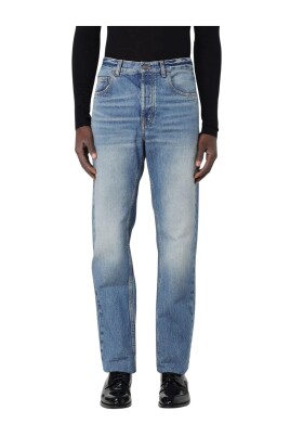 timeless-straight-jeans