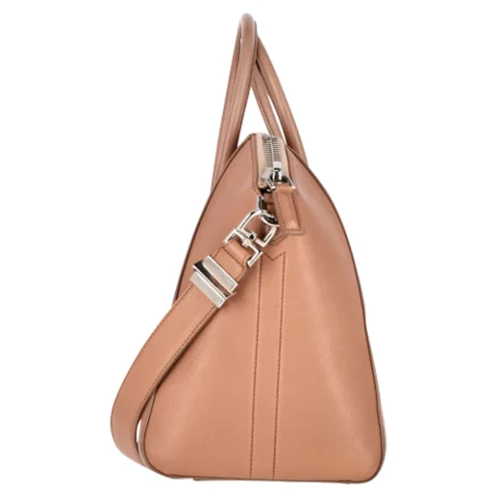 Givenchy Pre-owned Leather handbags Beige Dames