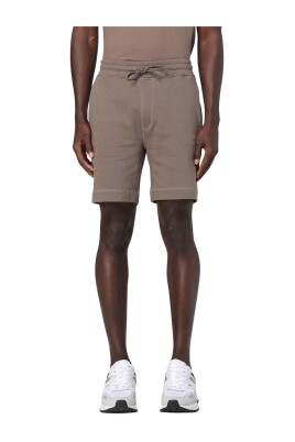 klassiska-herrshorts-med-modern-stil