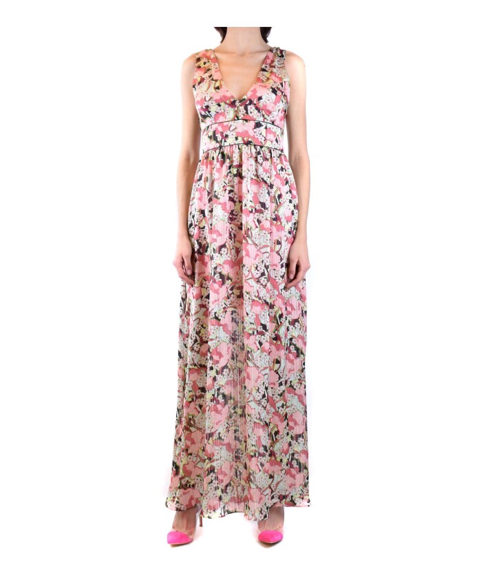 robe-longue-sans-manches-a-col-en-v-floral