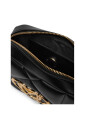 stylish-across-body-bag-with-zip-fastening