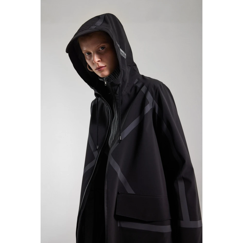 Stutterheim Ambachtelijke A-Lijn Regenjas met Tape Strepen Black Dames
