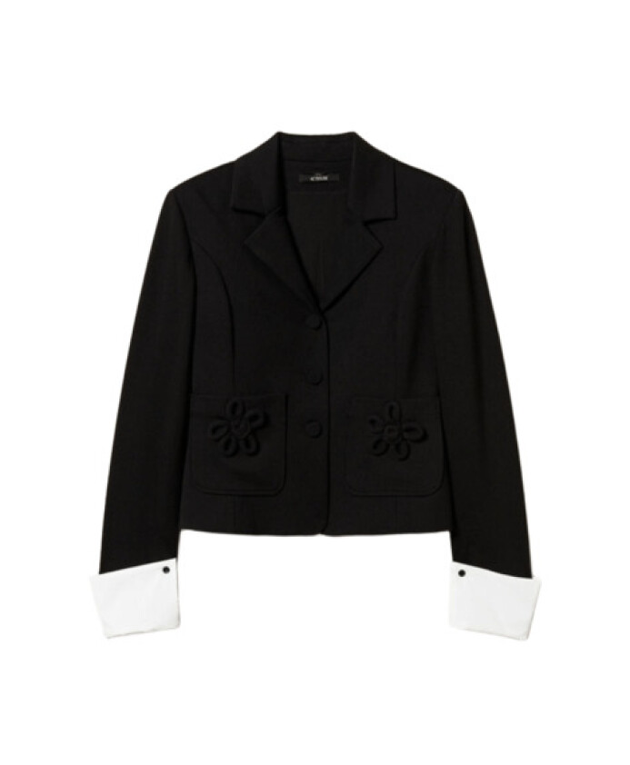 floral-pin-detail-blazer-outerwear