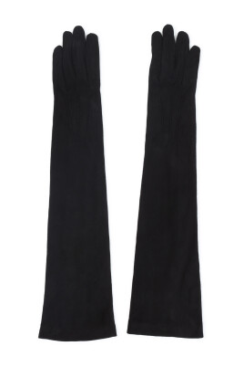 chic-black-leather-gloves