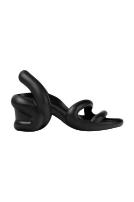 black-heeled-sandals-for-women
