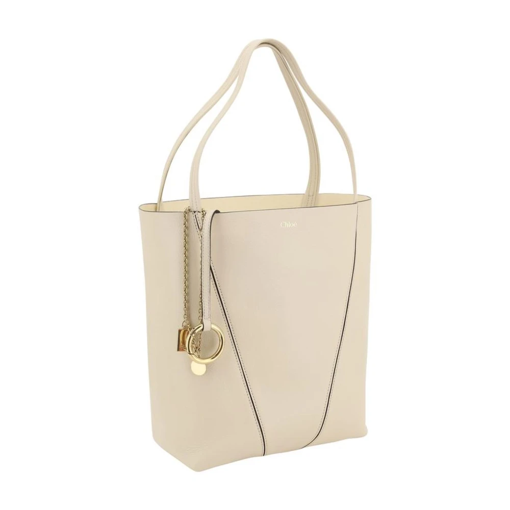 Chloé Gestructureerde leren schoudertas met kettinghanger Beige Dames