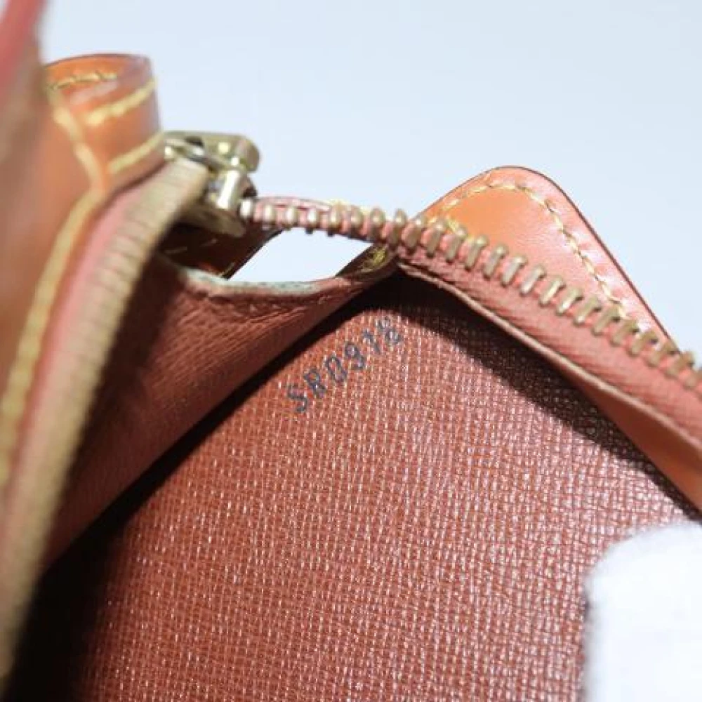 Louis Vuitton Vintage Pre-owned Leather clutches Brown Dames