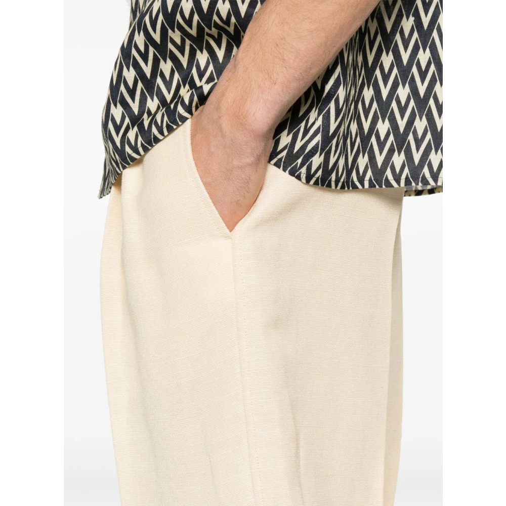 Valentino Witte Shorts met Voorknoopsluiting Beige Heren