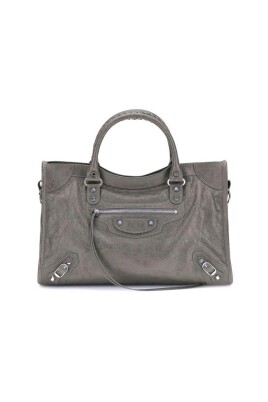 medium-shoulder-bag-with-brass-hardware