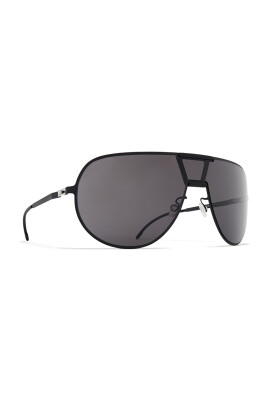 black-sunglasses-stylish-sun-protection
