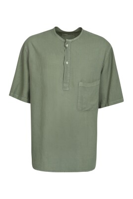 round-neck-t-shirt