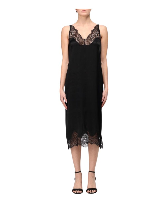 robe-en-soie-noire-avec-dentelle