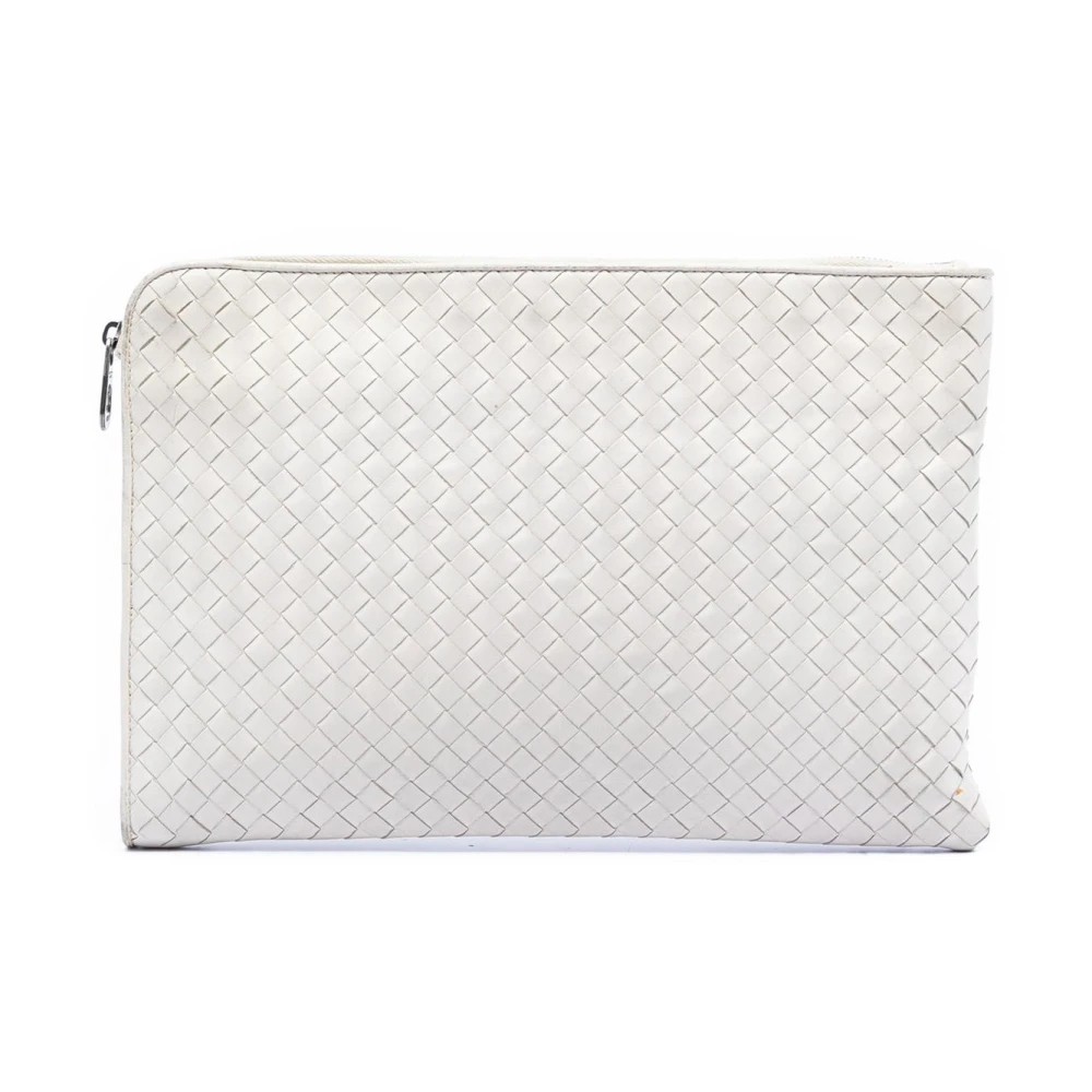 Bottega Veneta Vintage Women's White Pre-Owned Leather Zip Pouch