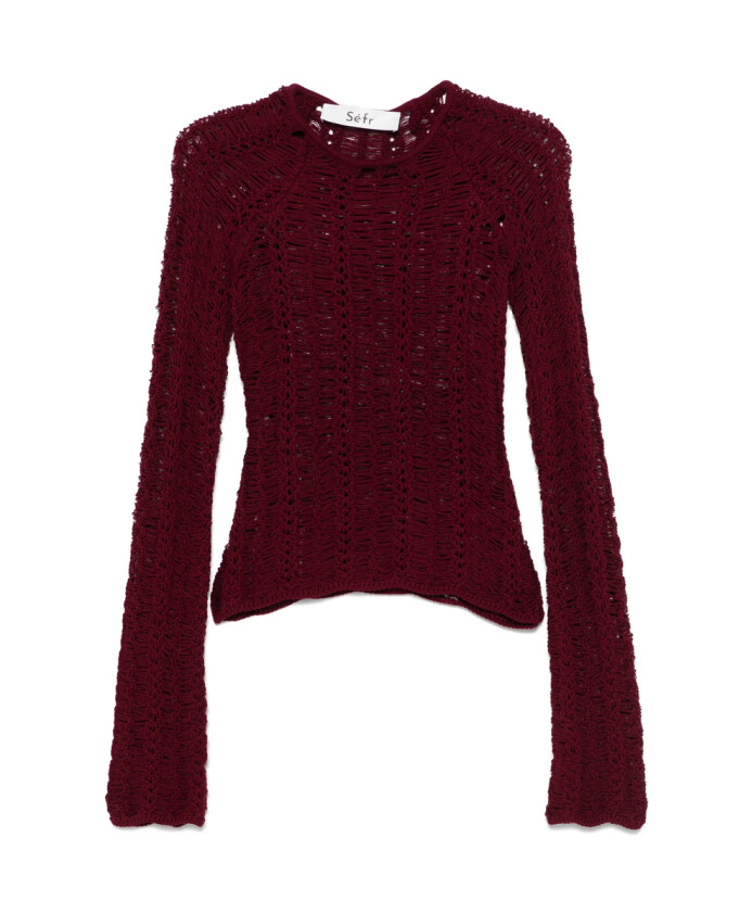 burgundy-crew-neck-sweater