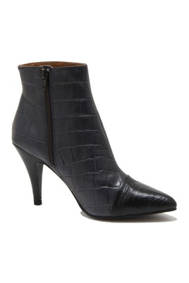 retro-croco-grey-ankle-boots-shoes