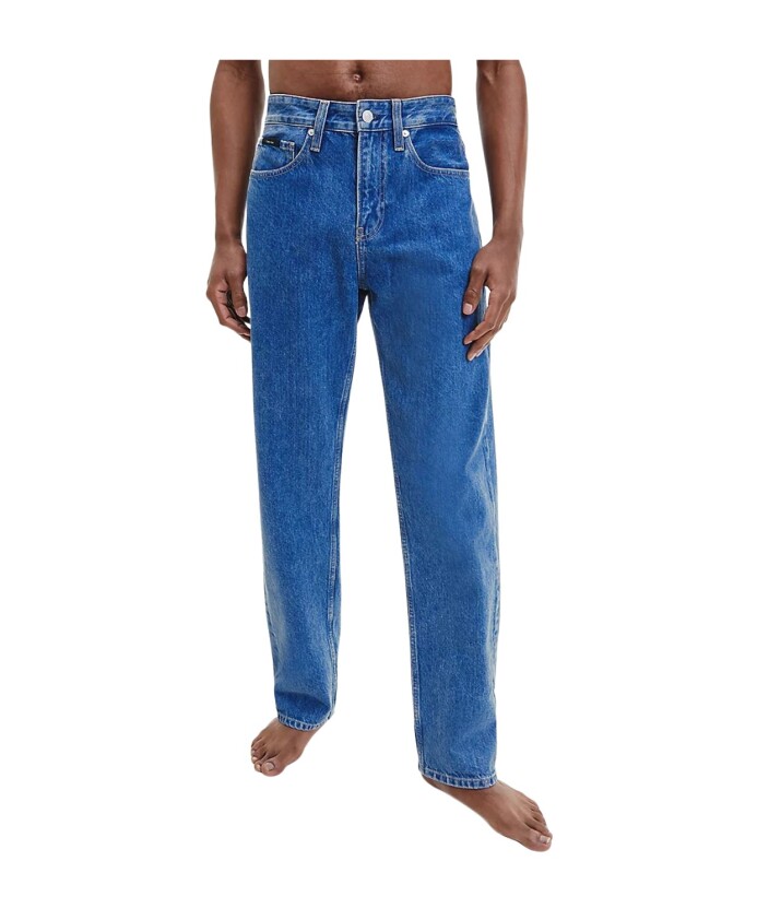 jean-en-denim-droit-classique
