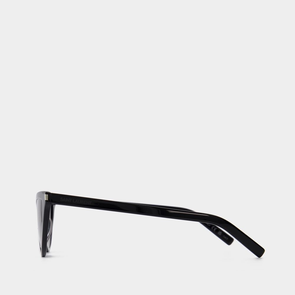 Round eye ® sunglasses with plastic frame and temples and integrated nose guards