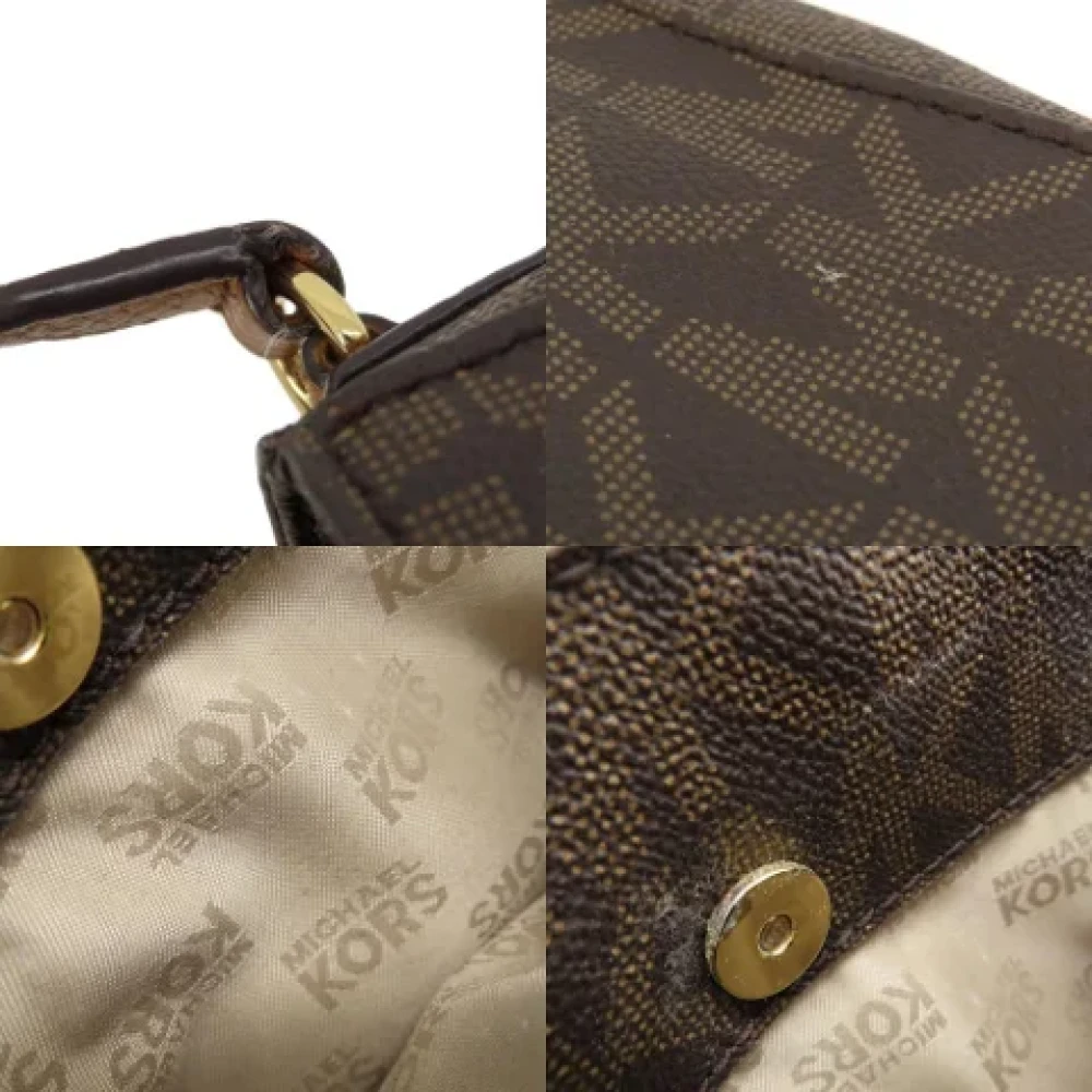 Michael Kors Pre-owned Fabric shoulder-bags Brown Dames