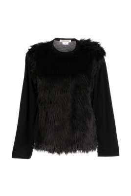 black-fur-detailing-t-shirt-and-polo