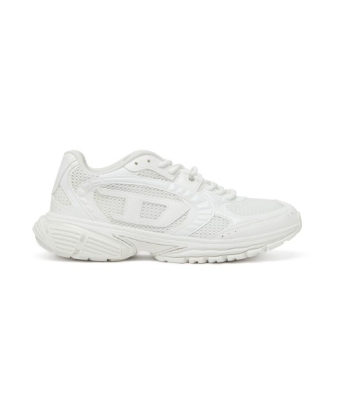 mesh-sneakers-met-textuur