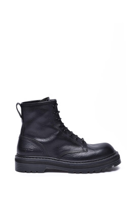 bottine-en-cuir-a-lacets