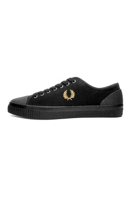 hughes-canvas-sneakers