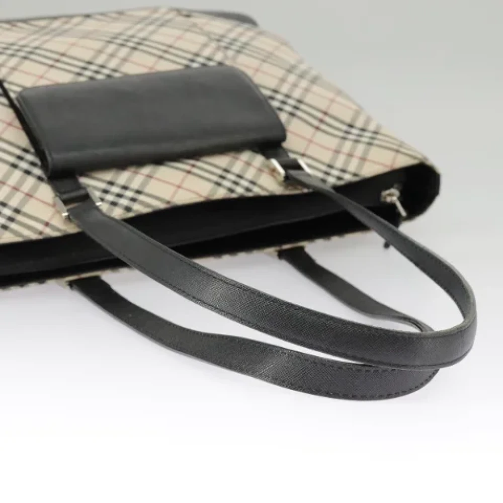 Burberry Vintage Pre-owned Canvas shoulder-bags Beige Dames