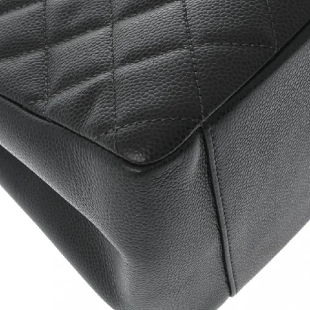 Chanel Vintage Pre-owned Leather totes Gray Dames