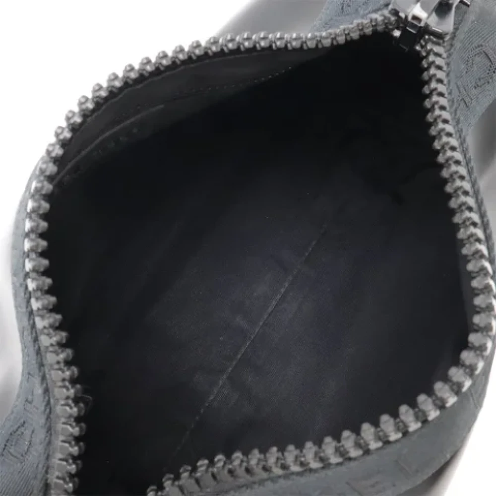 Chanel Vintage Pre-owned Nylon shoulder-bags Black Dames