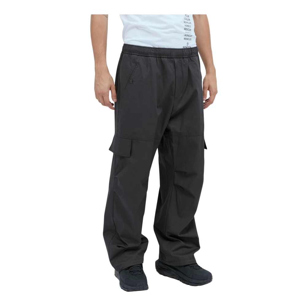 Moncler Men's Gray Logo Patch Cargo Trousers - Wide Trousers - Xl - Trousers