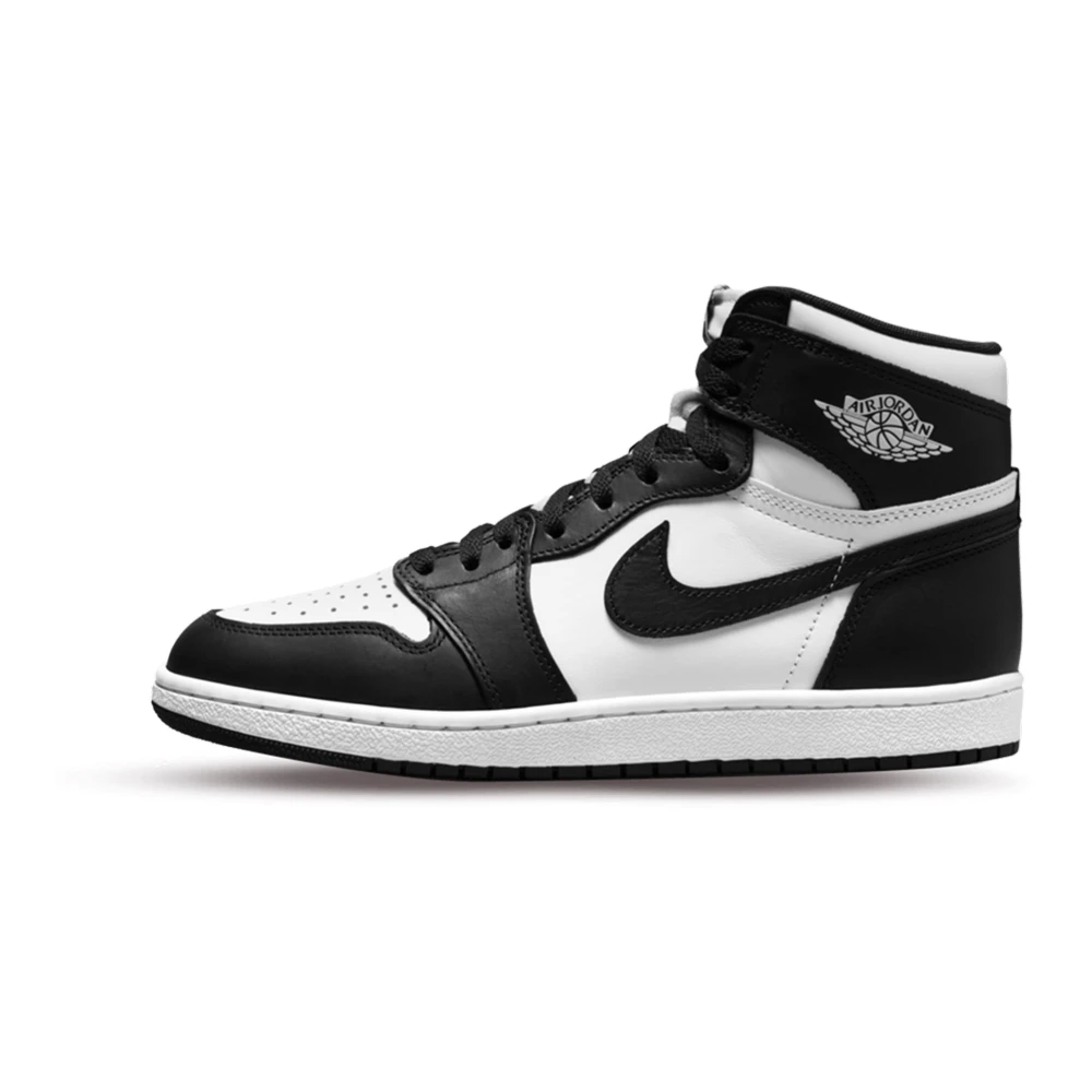 Jordan Retro High Svart Vit Sneakers Black, Herr