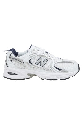 breathable-fabric-sporty-sneakers