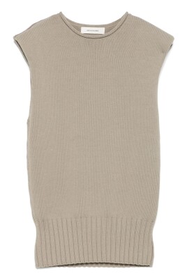 grey-knit-vest
