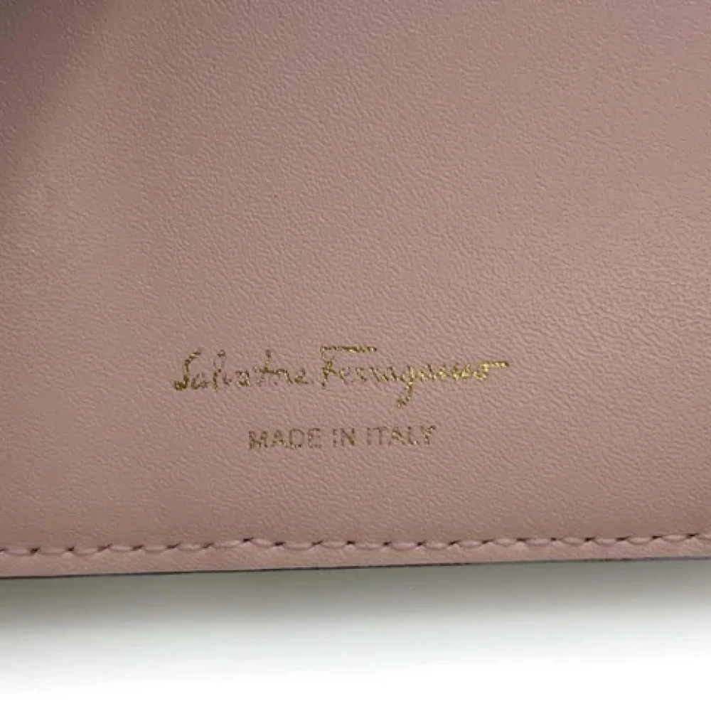 Salvatore Ferragamo Pre-owned Leather wallets Multicolor Dames