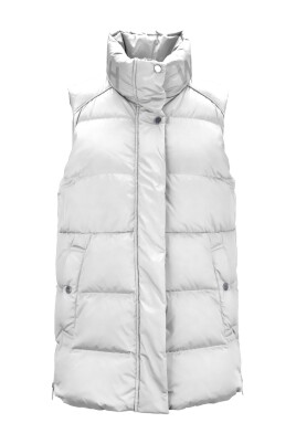 button-up-sleeveless-puffer-vest