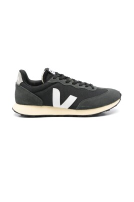 black-and-white-canvas-sneaker