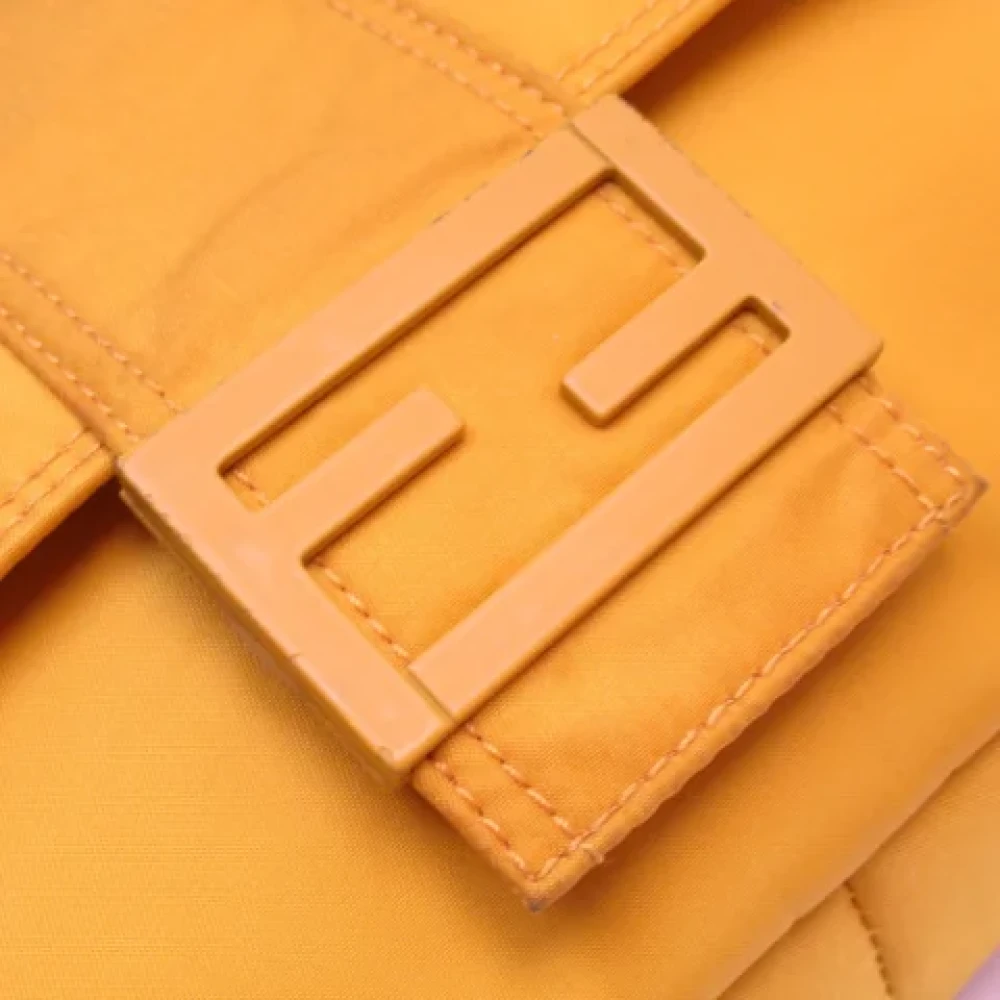 Fendi Vintage Pre-owned Nylon shoulder-bags Yellow Heren
