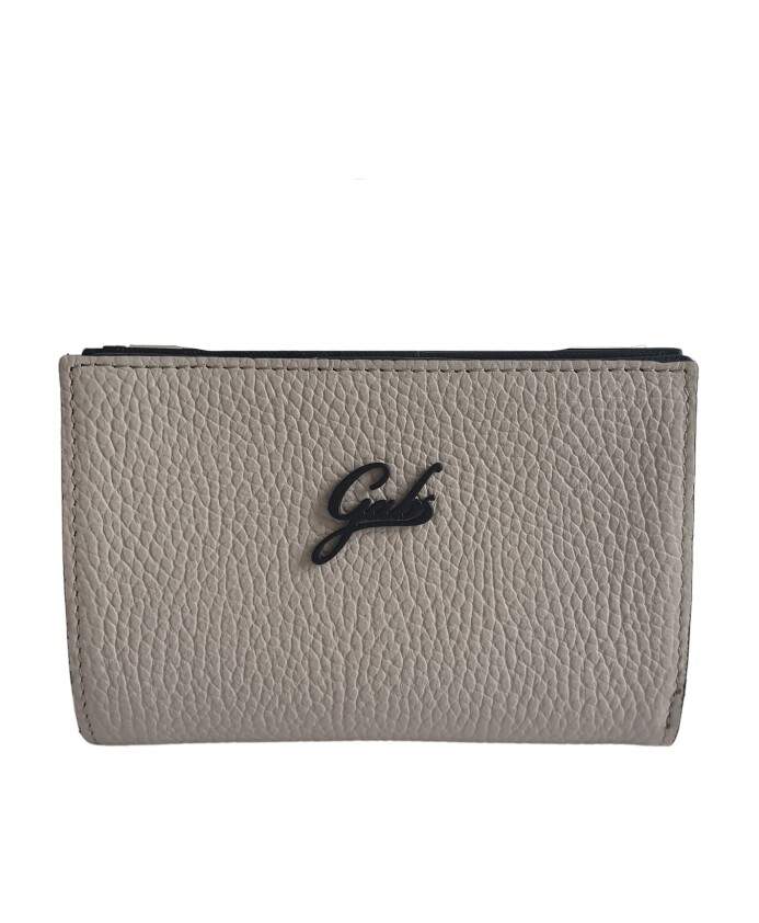 gray-leather-wallet-compact-and-stylish